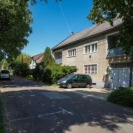 Piroska Bartok Teri Apartman 01 Eger Exterior foto