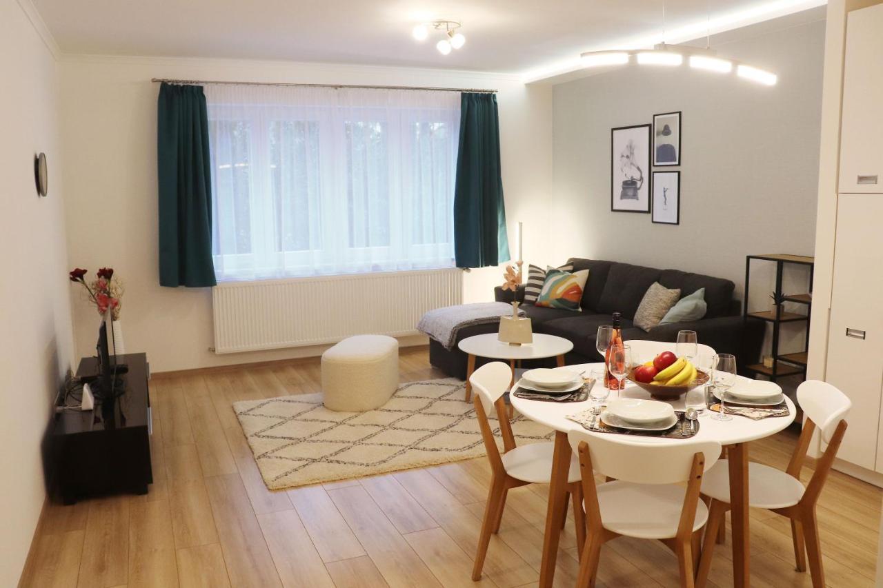 Piroska Bartok Teri Apartman 01 Eger Exterior foto